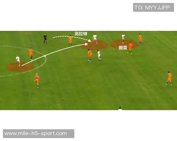 小桥谈球队防守提升秘诀强调沟通与转换进攻的默契配合